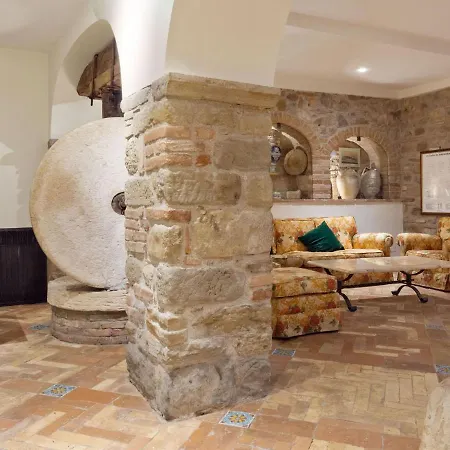 Nyaraló Quaint Holiday In With Sauna & Whirlpool Collazzone